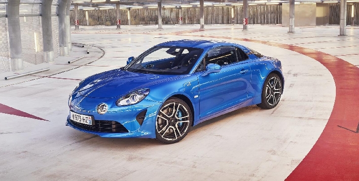 アルピーヌの新型車種